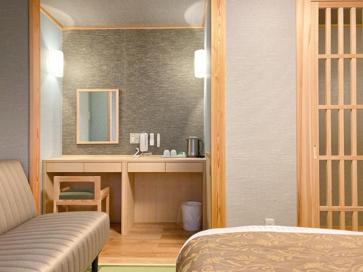 Hotel Hanakomichi Nara Esterno foto