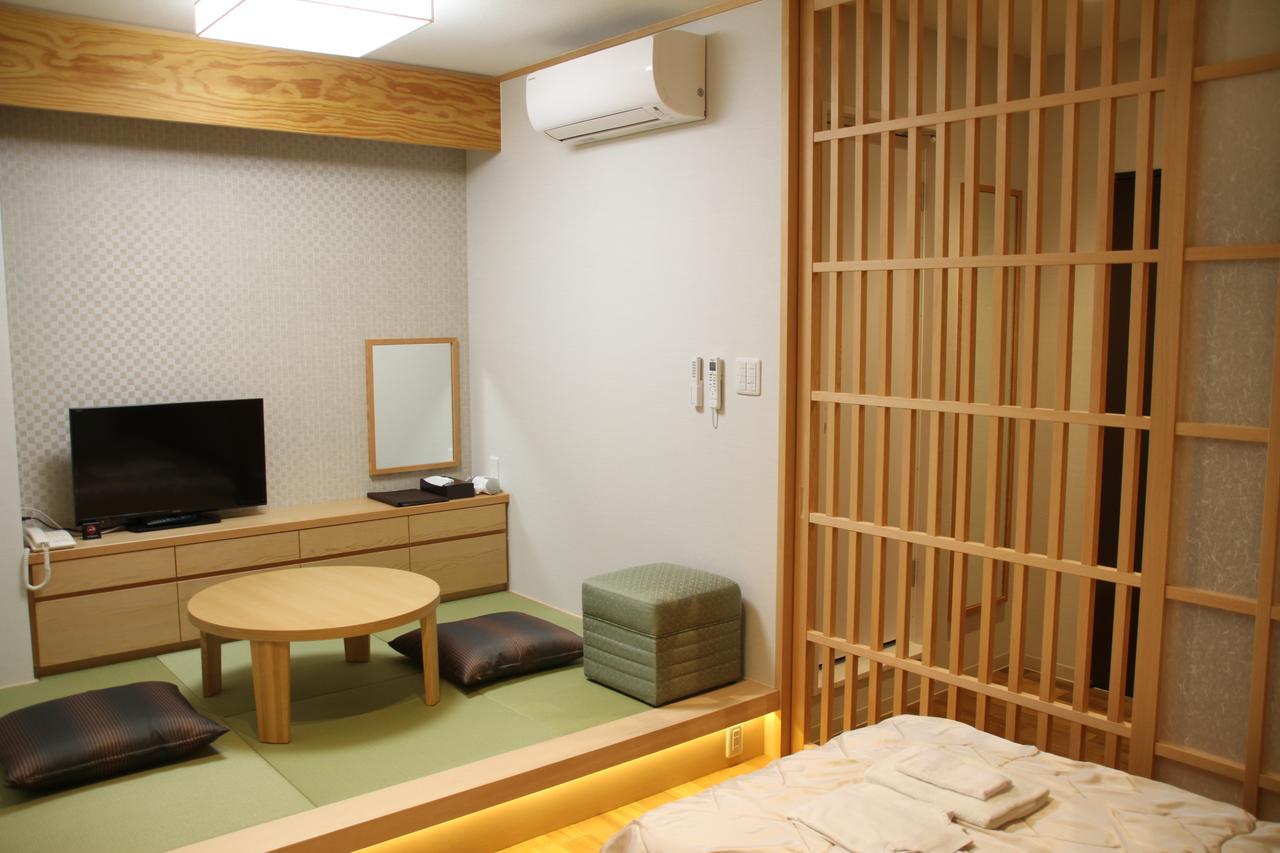 Hotel Hanakomichi Nara Esterno foto