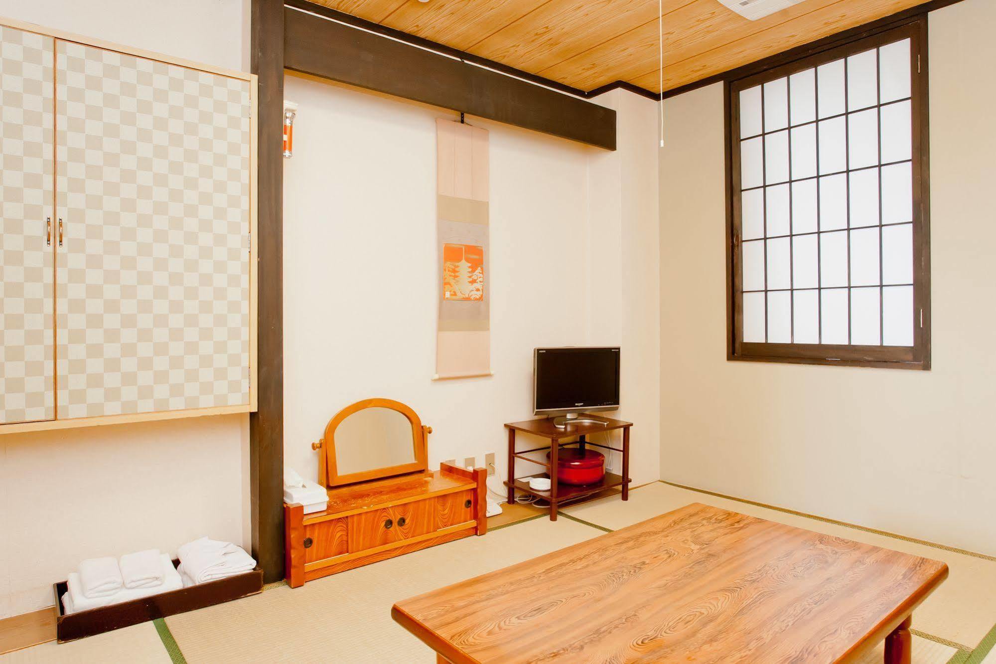 Hotel Hanakomichi Nara Esterno foto